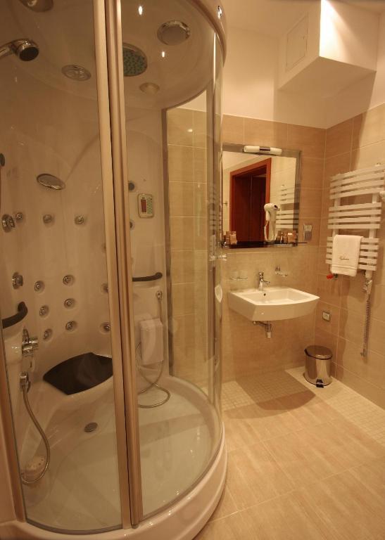 Hotel Sahara Bielsko-Biala Quarto foto