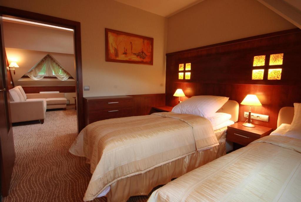 Hotel Sahara Bielsko-Biala Quarto foto